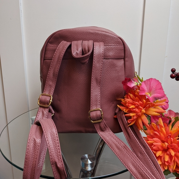 Cute backpack - Picture 3 of 7